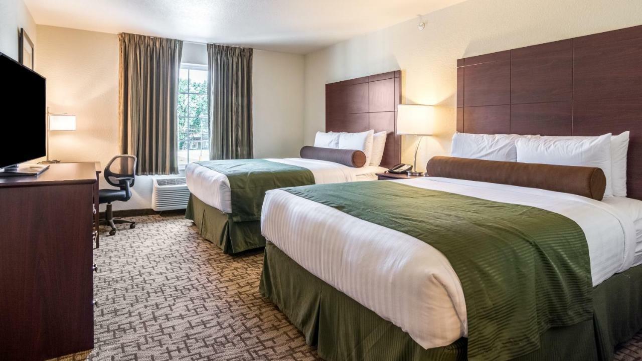 Cobblestone Hotel & Suites - Greenville Bagian luar foto